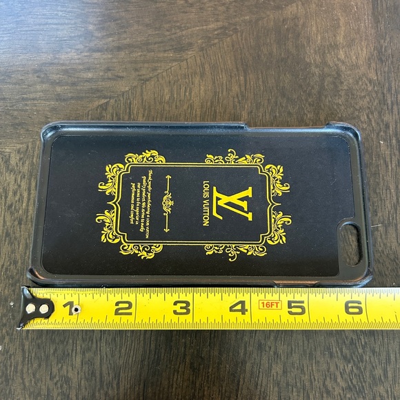 LOUIS VUITTON LV Bumper Phone Case - Picture 12 of 13
